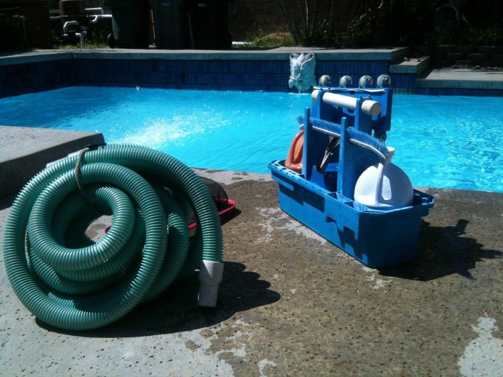 Gartenpool richtig reinigen: Die besten Tipps 1 Poolreinigung